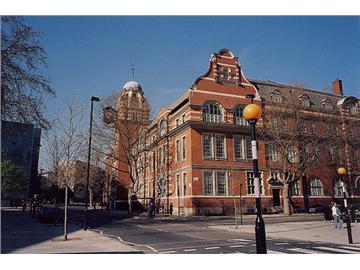 英倫名校之倫敦城市大學(xué)--英國金融城中心的大學(xué)