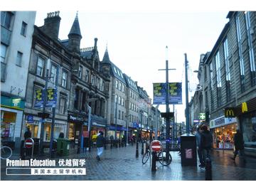 北京留學(xué)中介哪個好，到英國讀研找哪家