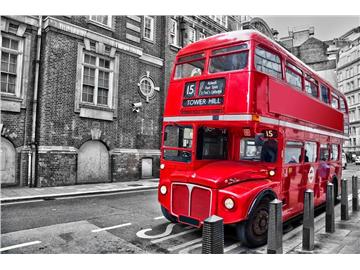 在英國想去旅游，選擇什么樣的交通方式比較好