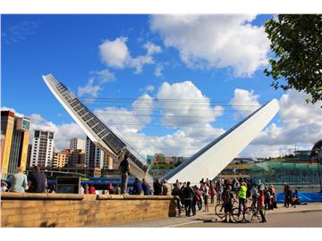 英國(guó)研究生申請(qǐng)時(shí)間，現(xiàn)在申請(qǐng)還來得及么？