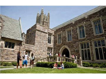 美國公立大學(xué)畢業(yè)率低