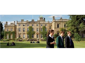 美國商學(xué)院申請條件越加嚴(yán)苛，商科申請態(tài)勢依舊高燒不退